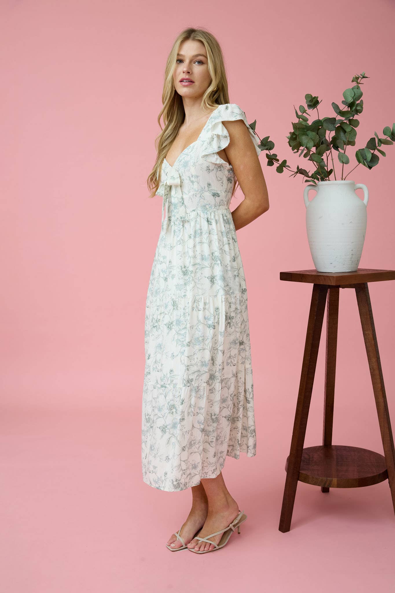 FLORAL SWEETHEART FRONT TIE MIDI DRESS: BLACK MULTI