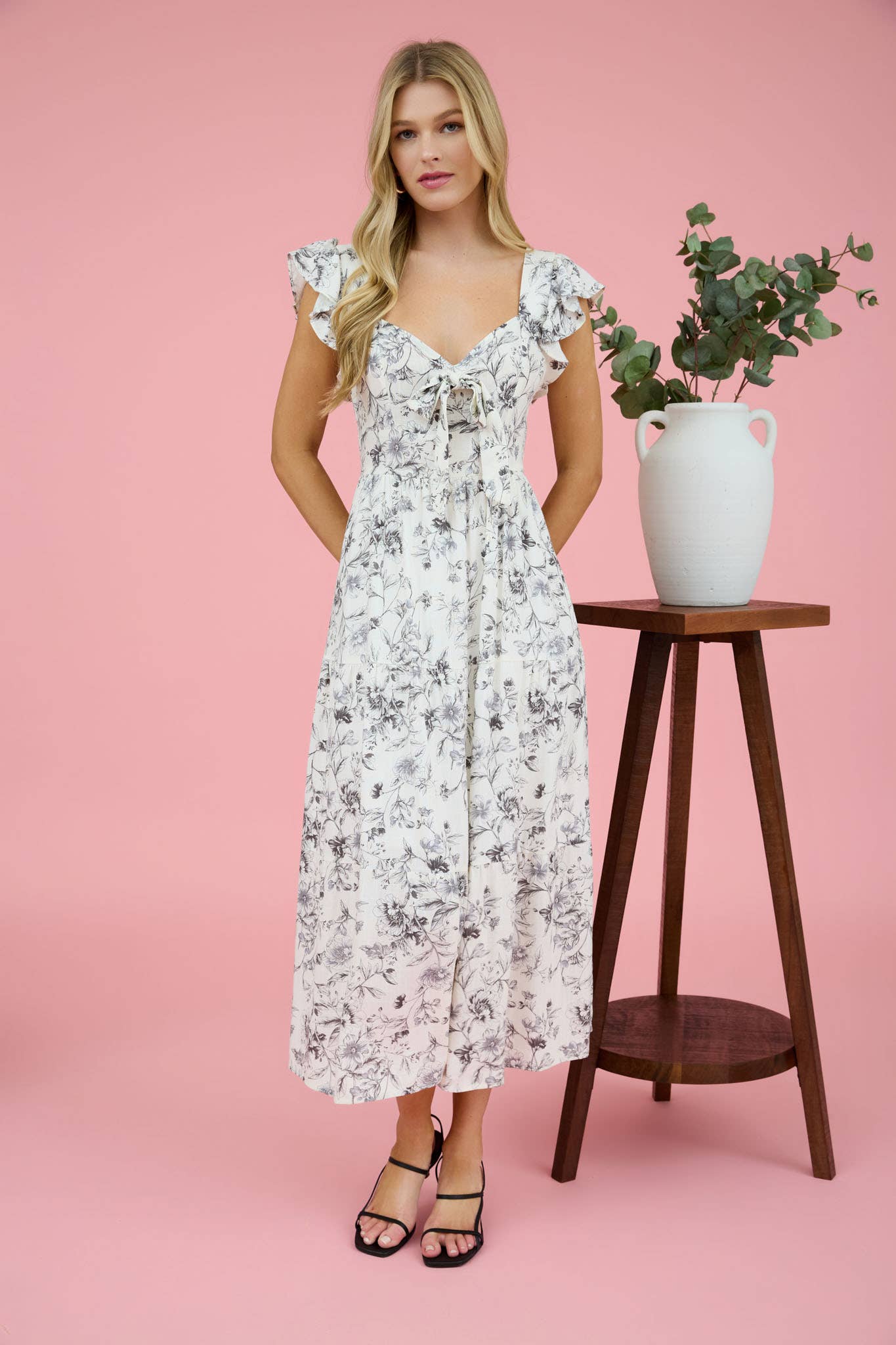 FLORAL SWEETHEART FRONT TIE MIDI DRESS: BLACK MULTI
