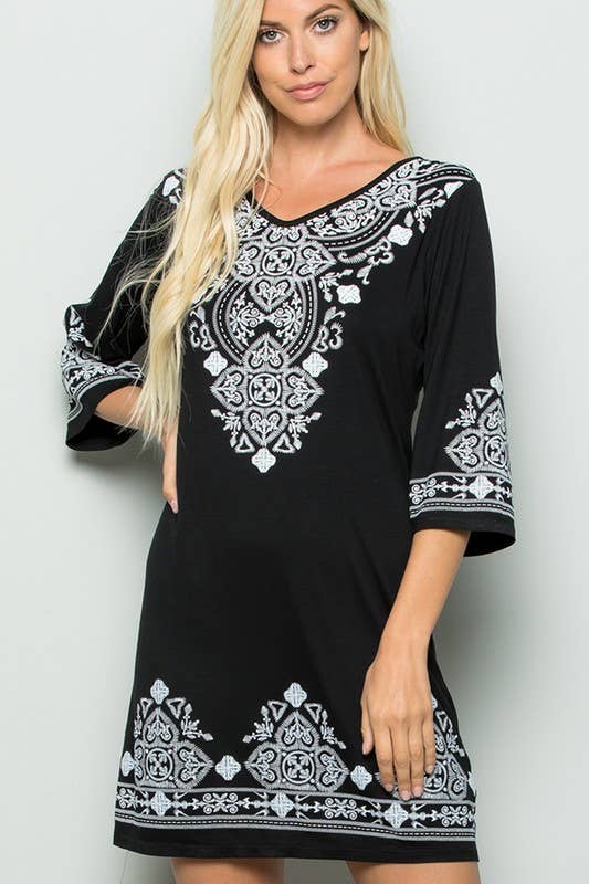 Hemish Damask Print Dress: 3/4 Sleeve