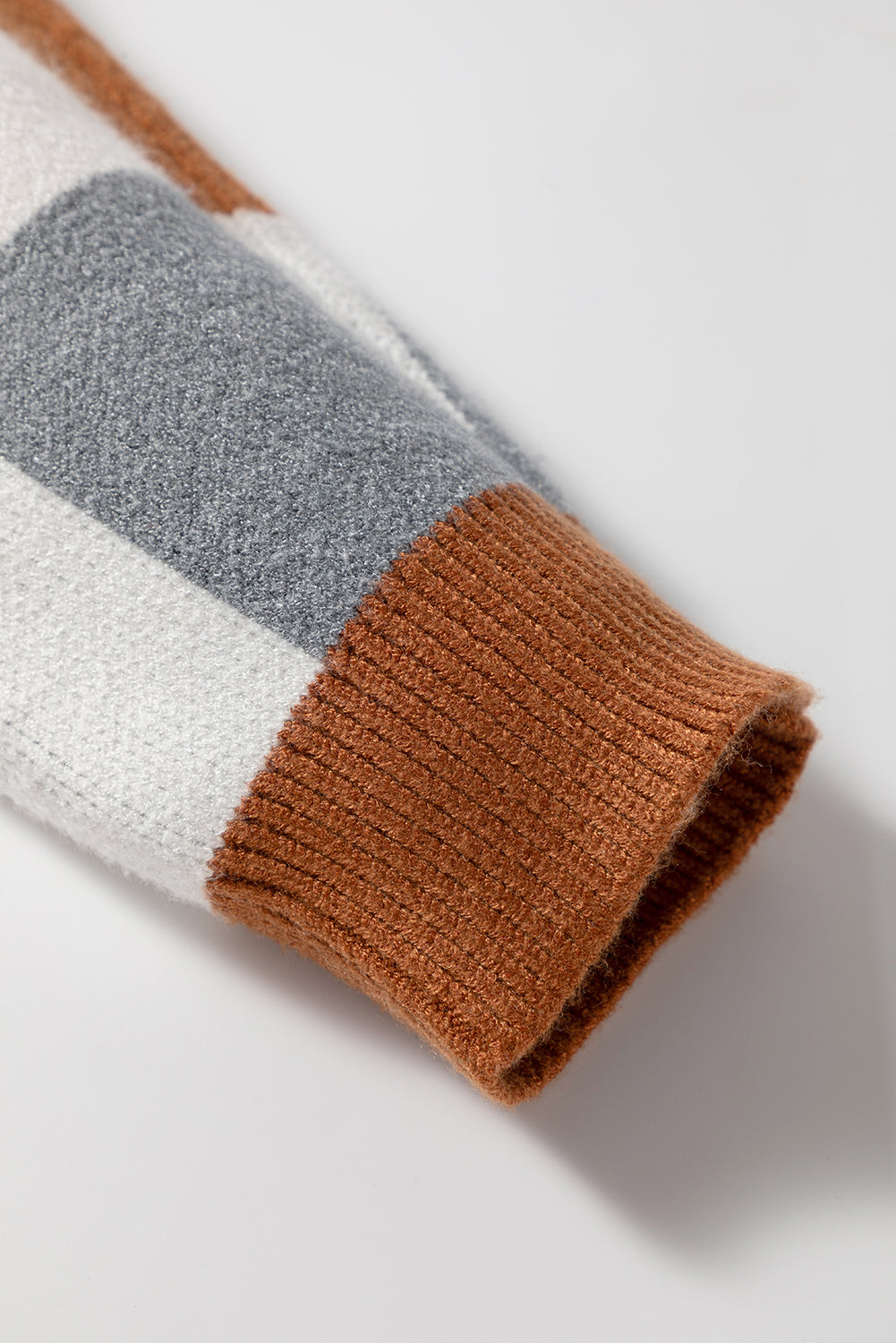 Brown Colorblock Checkered Drop Sleeve Plus Size Sweater