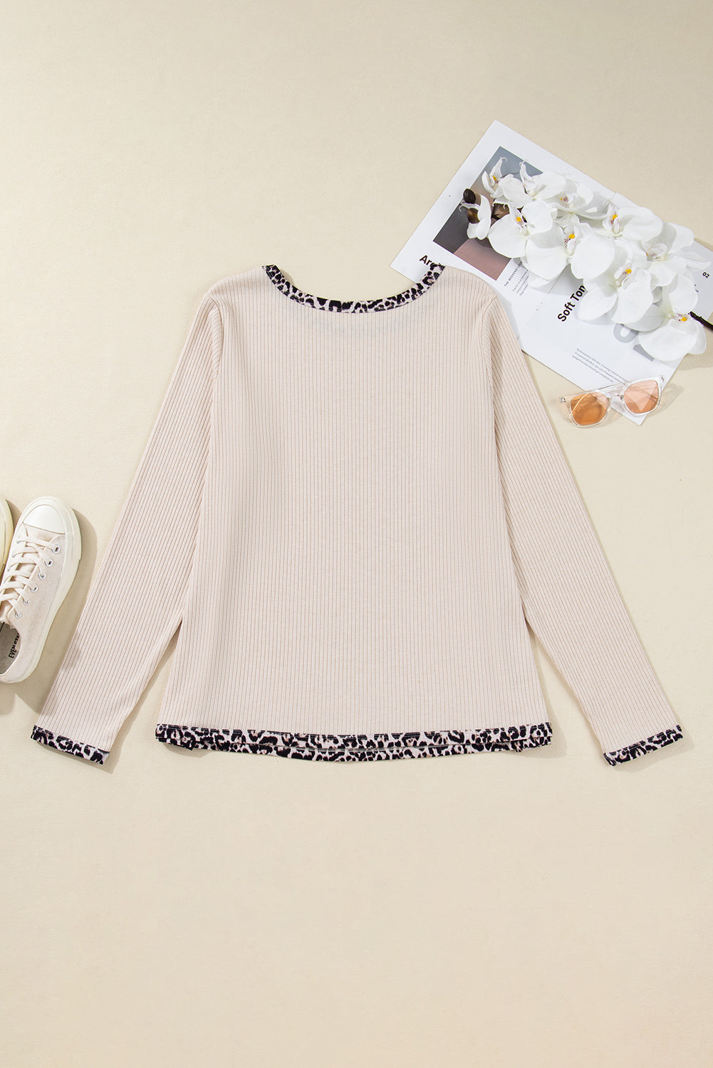 Parchment Ribbed Contrast Leopard Edge Round Neck Plus Size Top