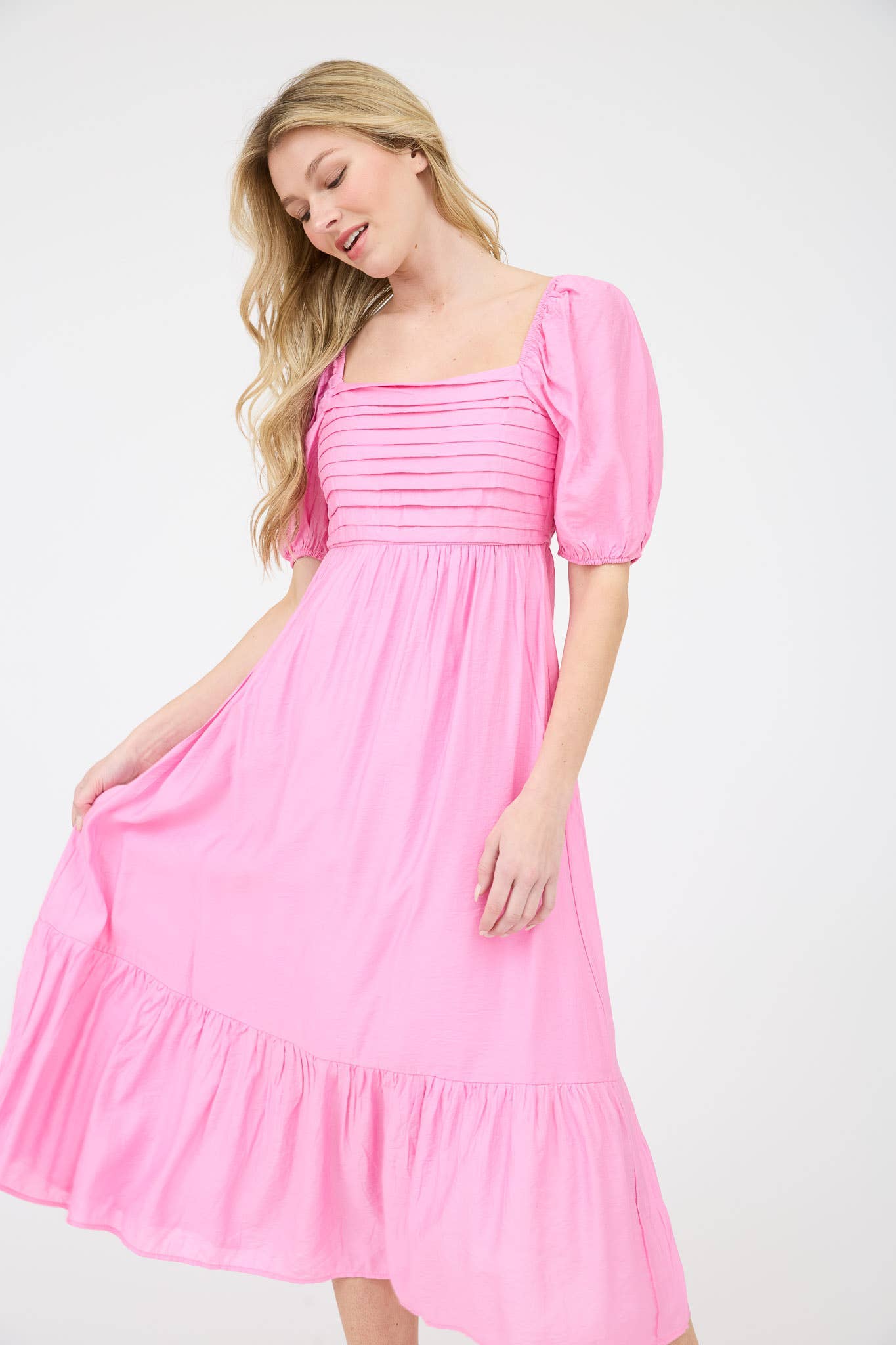 PLEATED EMPIRE WAIST PUFF SLEEVE MIDI DRESS: OFF WHITE