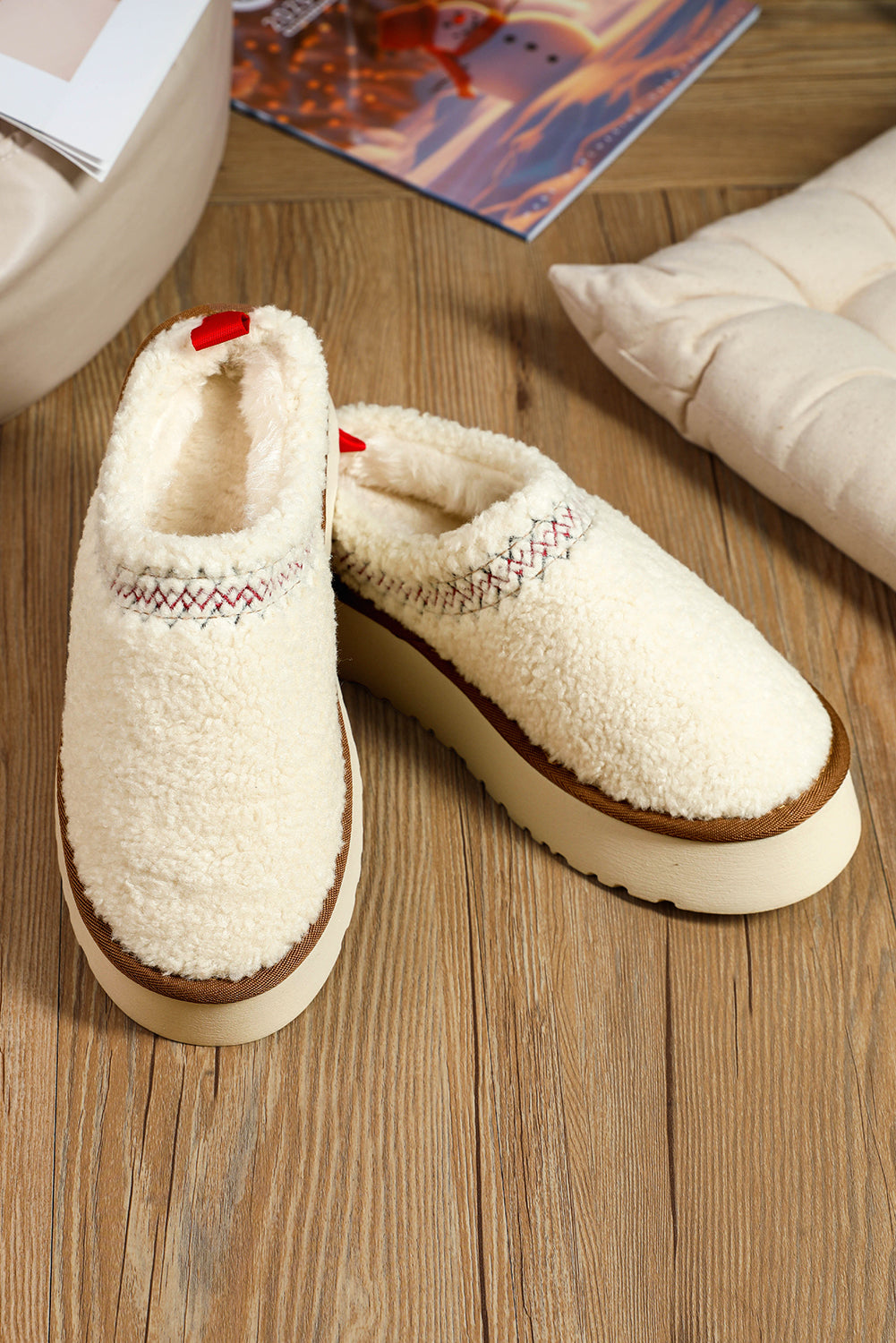 Oatmeal Warm Contrast Trim Plush Thick Sole Slippers