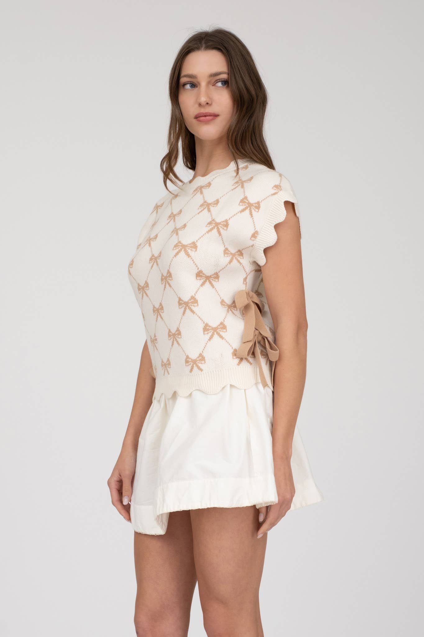 BOW PATTERN SHORT SLEEVE SIDE TIE KNIT PULLOVER