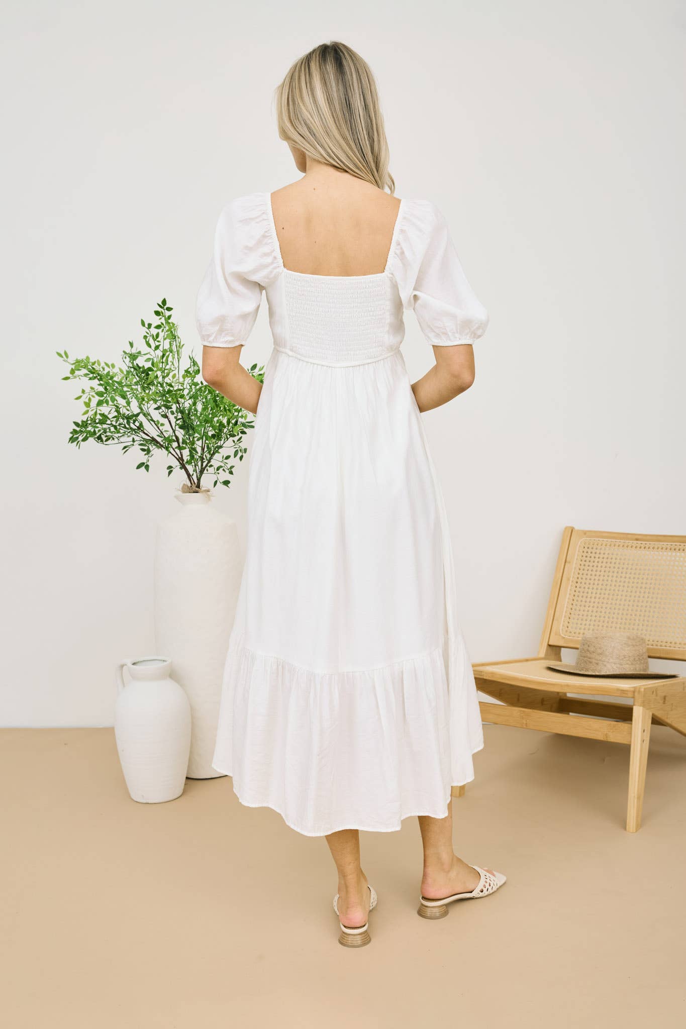 PLEATED EMPIRE WAIST PUFF SLEEVE MIDI DRESS: OFF WHITE